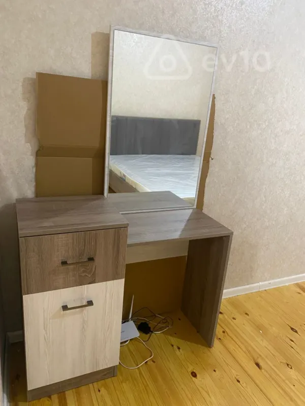 Kirayə verilir 2 otaqlı köhnə tikili 45 m²