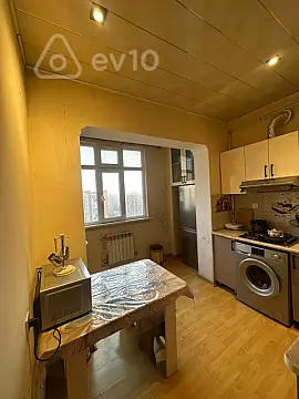 Satılır 3 otaqlı köhnə tikili 85 m²