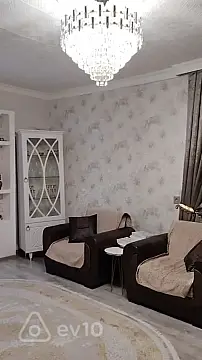 Kirayə verilir 2 otaqlı həyət evi 68 m²