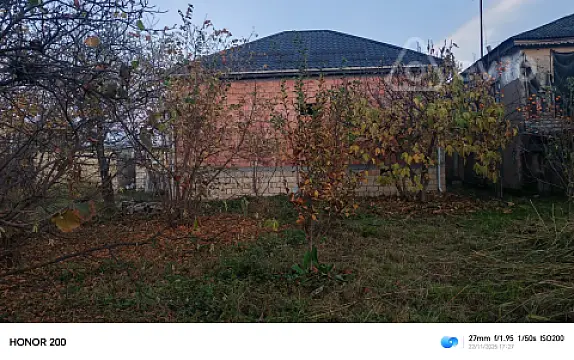 Satılır 4 otaqlı həyət evi 100 m²