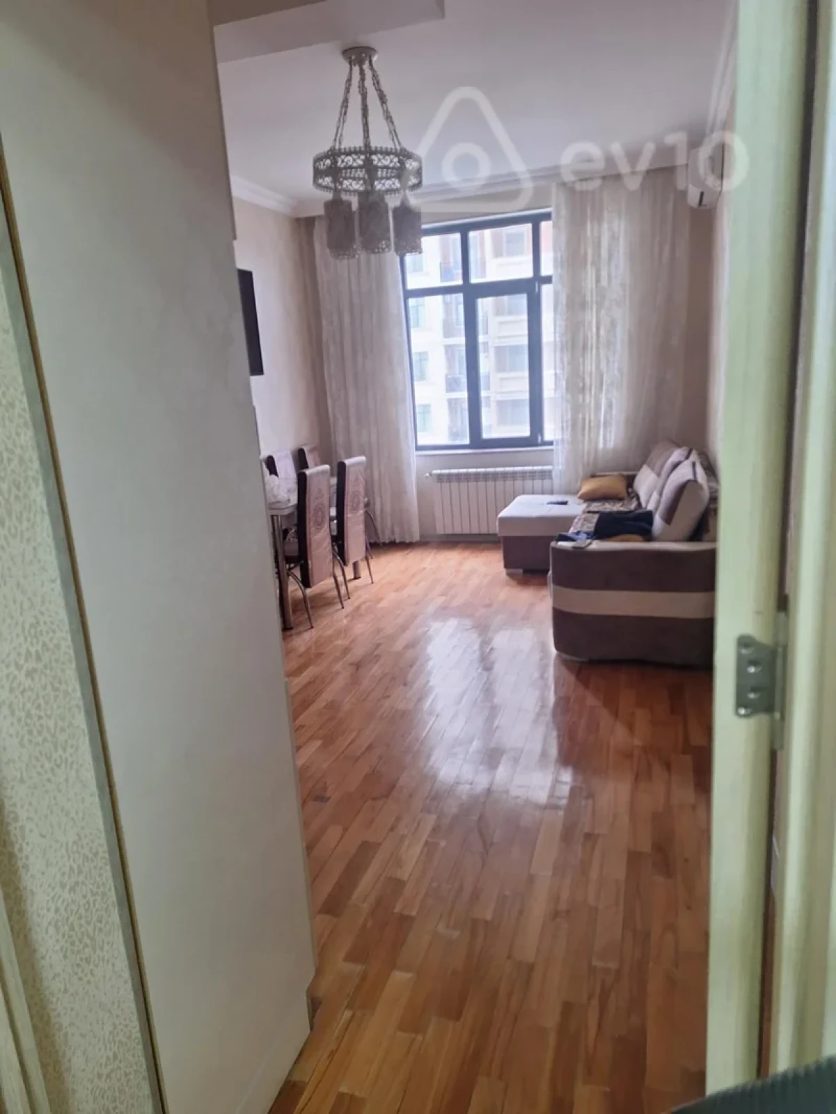 Kirayə verilir 2 otaqlı yeni tikili 80 m²