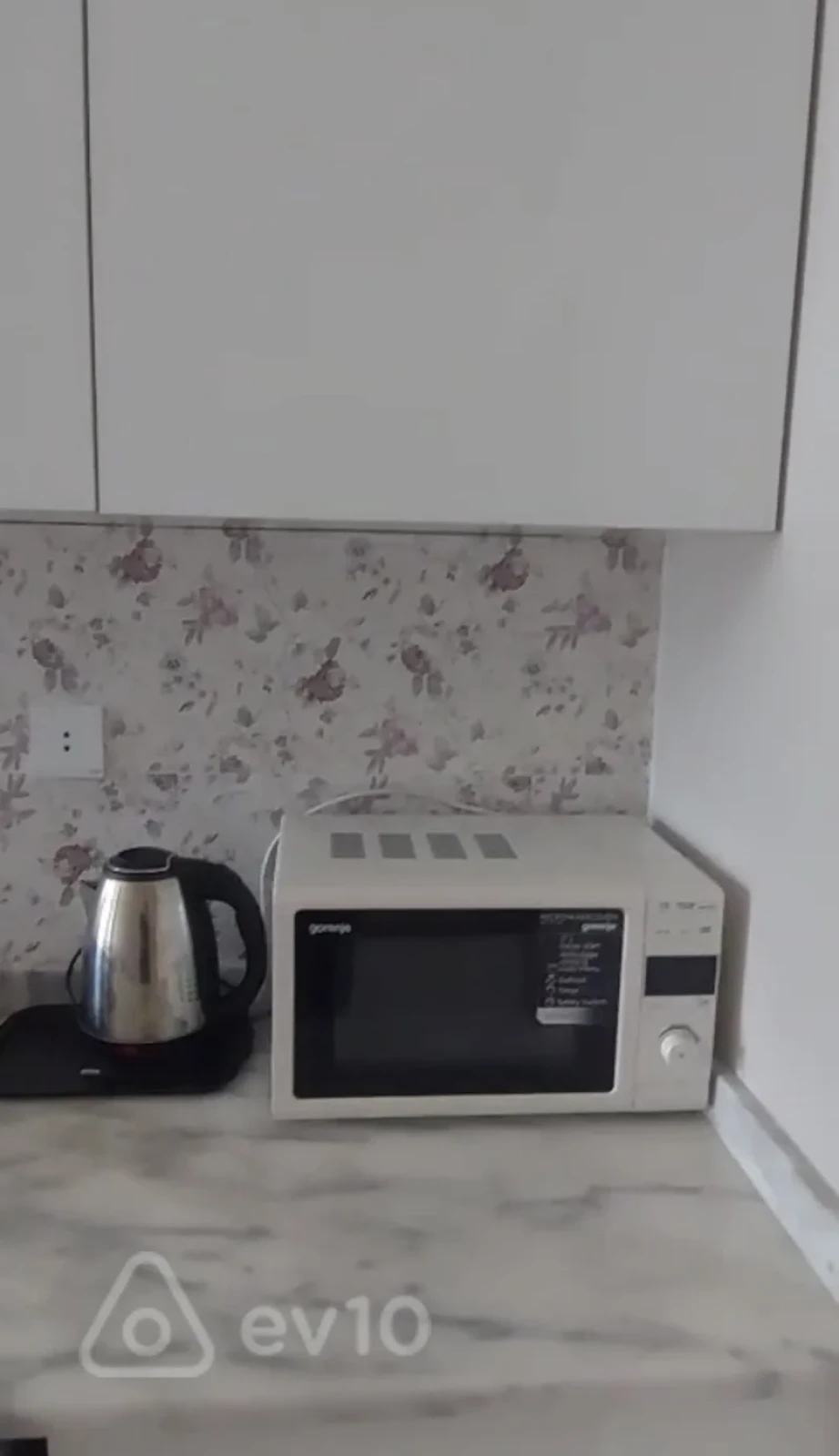 Kirayə verilir 2 otaqlı yeni tikili 85 m²