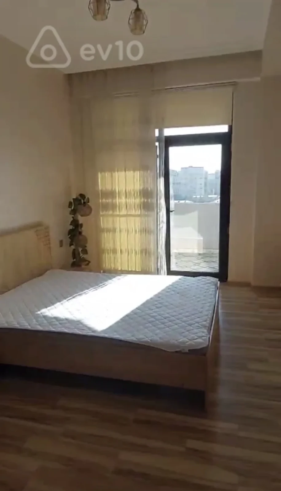 Kirayə verilir 2 otaqlı yeni tikili 85 m²