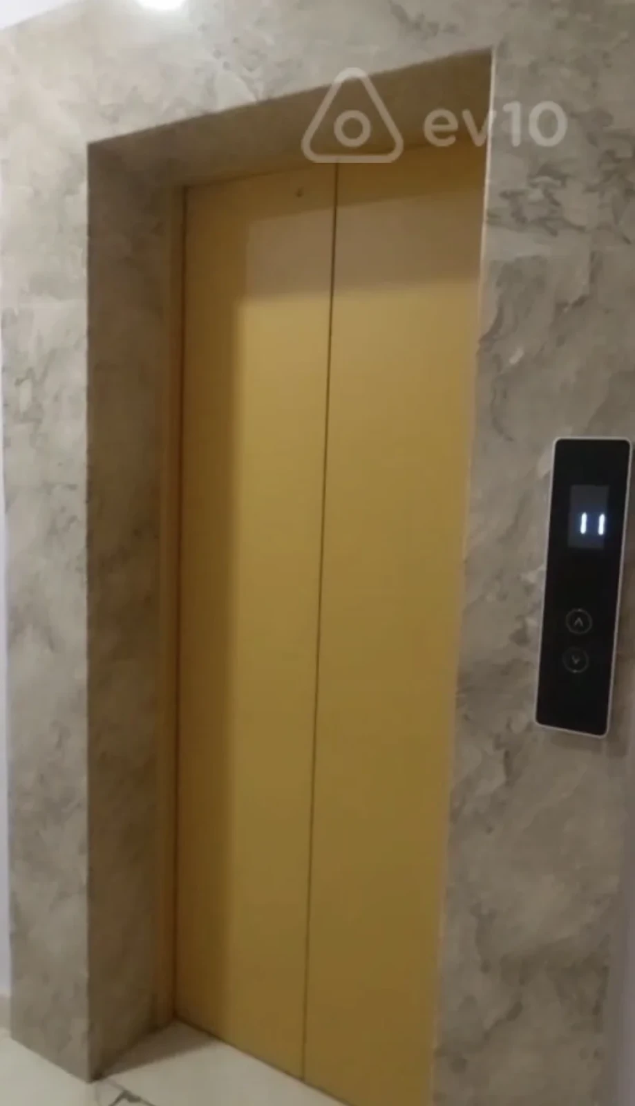 Kirayə verilir 2 otaqlı yeni tikili 85 m²