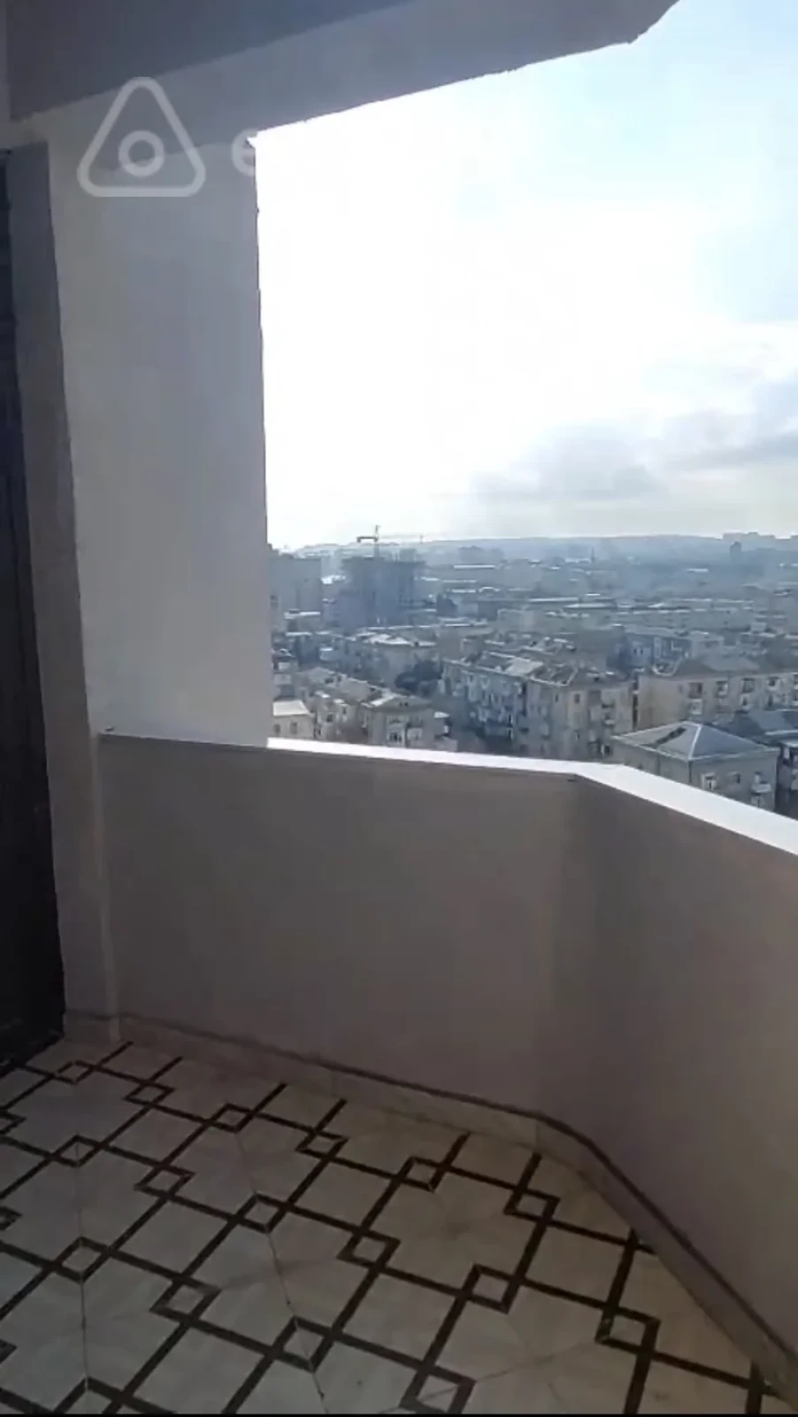 Kirayə verilir 2 otaqlı yeni tikili 85 m²