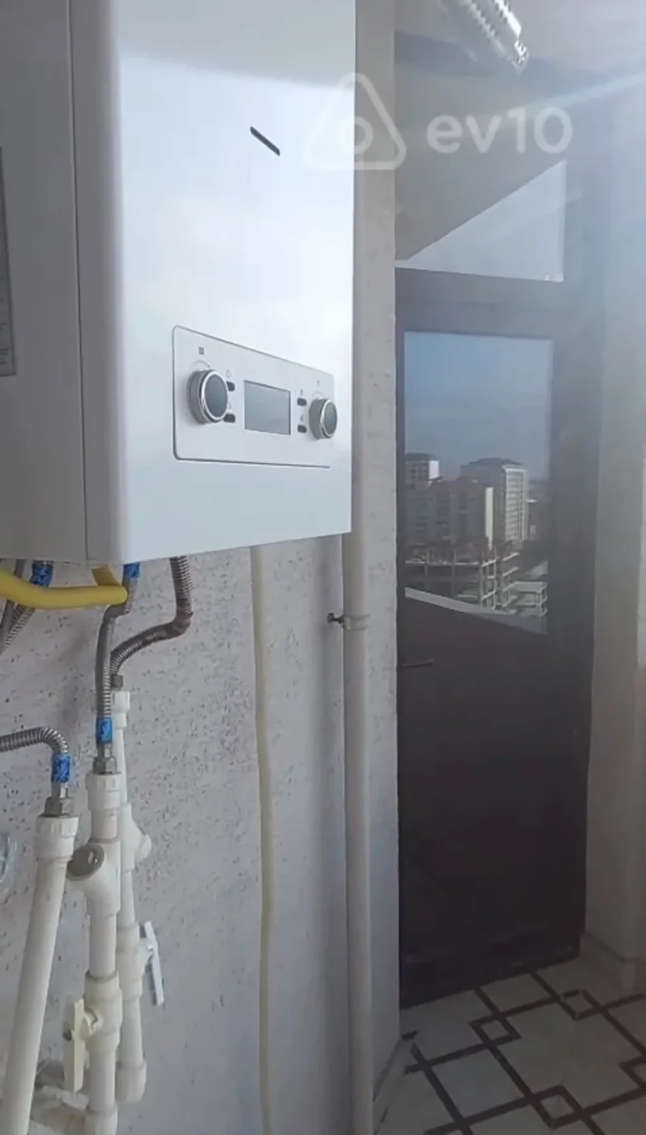 Kirayə verilir 2 otaqlı yeni tikili 85 m²