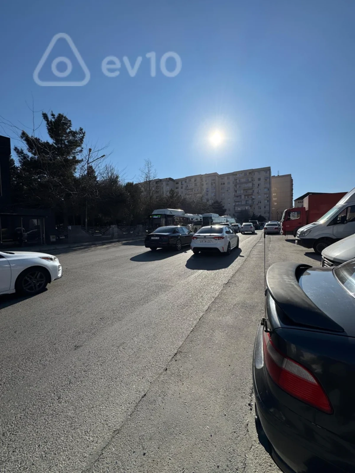 Kirayə verilir 3 otaqlı köhnə tikili 80 m²