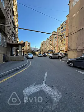 Kirayə verilir 3 otaqlı köhnə tikili 80 m² — Bakı, Yasamal 3 otaq 80.00 m²