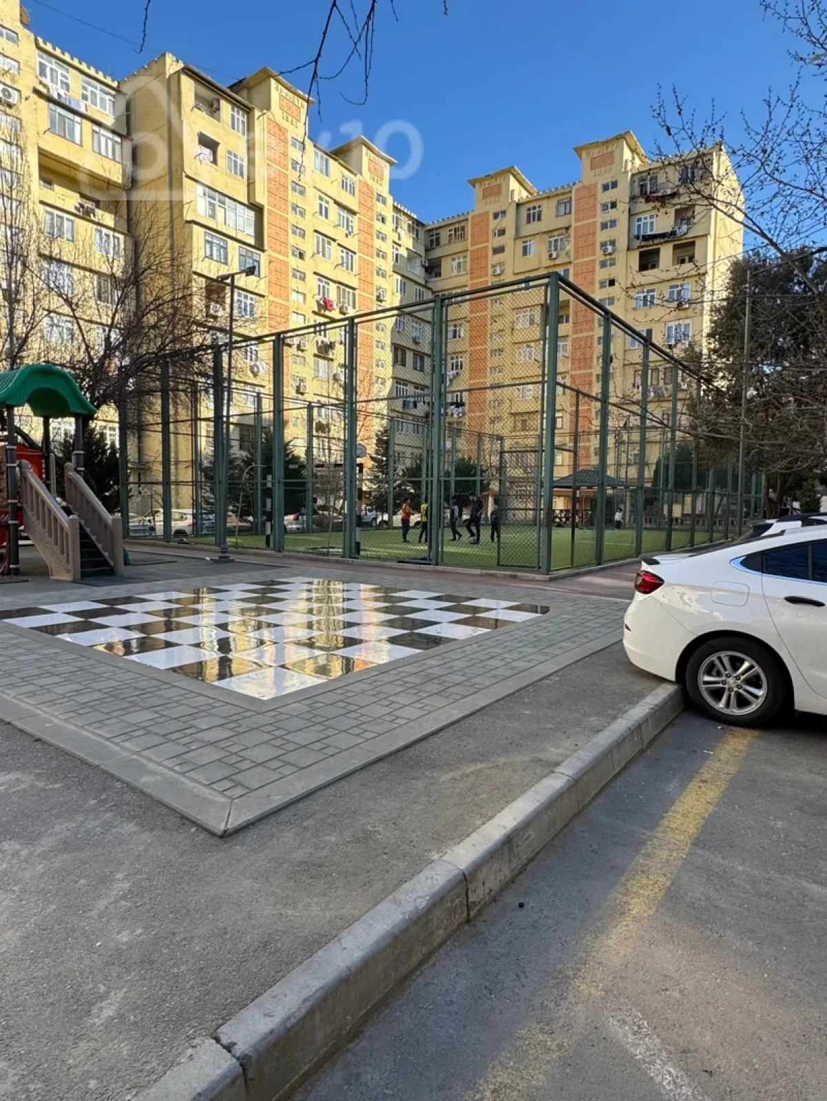 Kirayə verilir 3 otaqlı köhnə tikili 80 m²