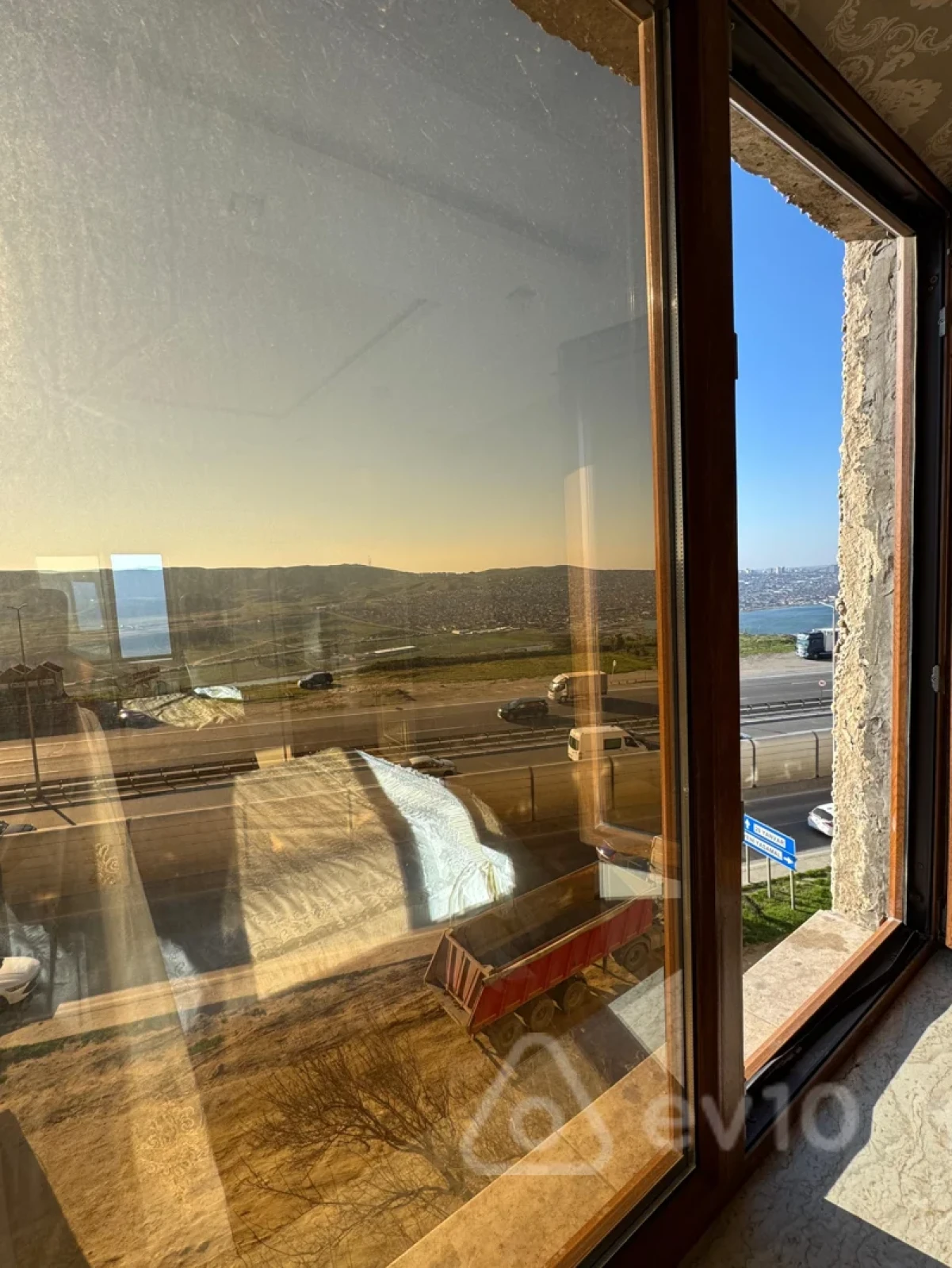 Kirayə verilir 3 otaqlı köhnə tikili 80 m²