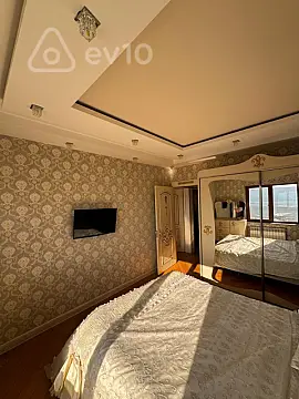 Kirayə verilir 3 otaqlı köhnə tikili 80 m²