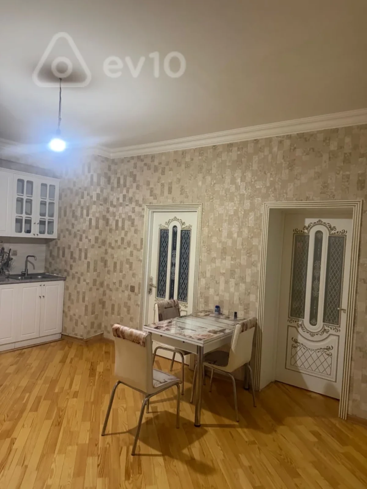 Kirayə verilir 3 otaqlı yeni tikili 110 m²