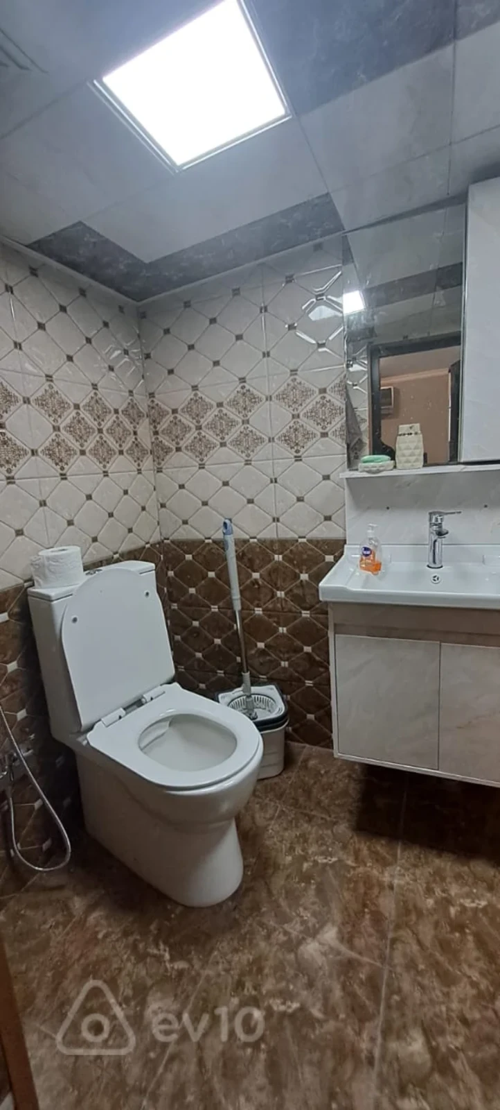 Kirayə verilir 1 otaqlı köhnə tikili 30 m²