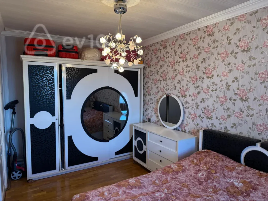 Satılır 4 otaqlı yeni tikili 86.7 m²