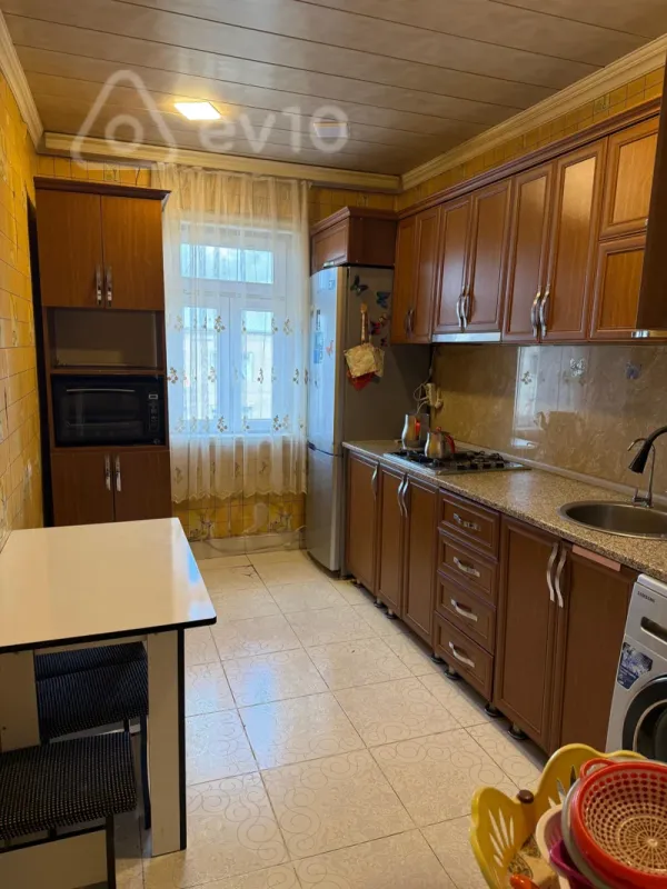 Satılır 4 otaqlı yeni tikili 86.7 m²