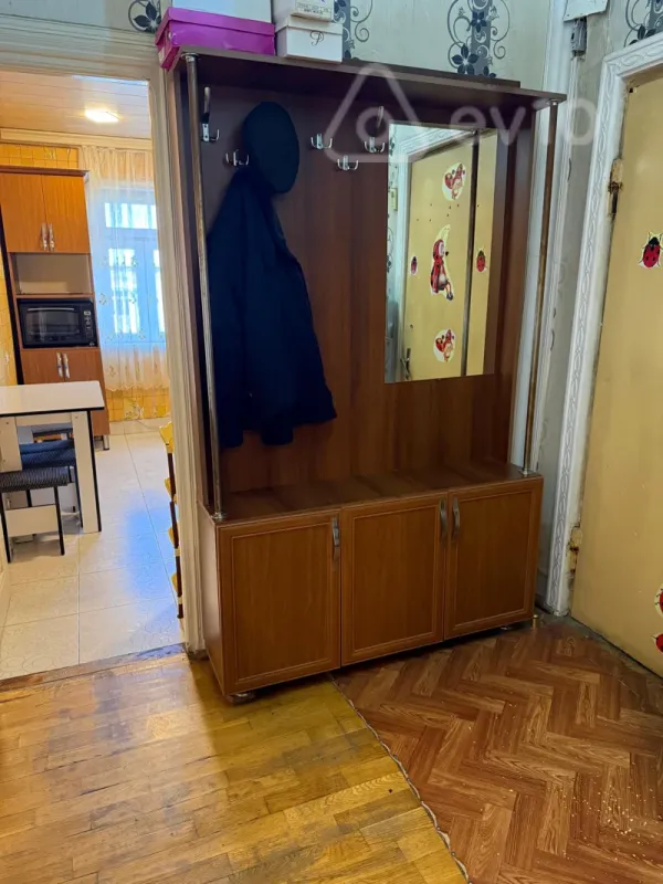 Satılır 4 otaqlı yeni tikili 86.7 m²