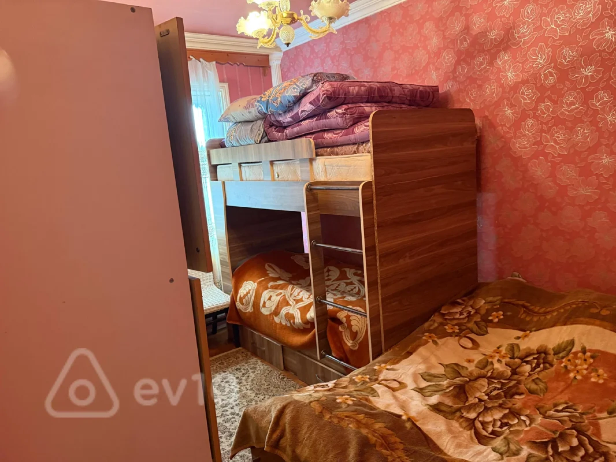 Satılır 4 otaqlı yeni tikili 86.7 m²