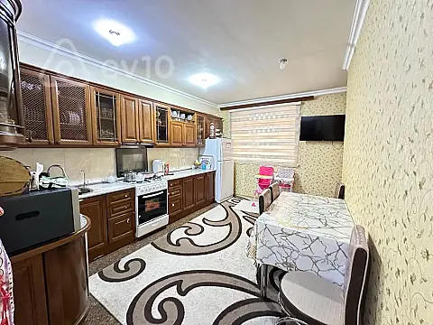 Kirayə verilir 3 otaqlı yeni tikili 120 m²