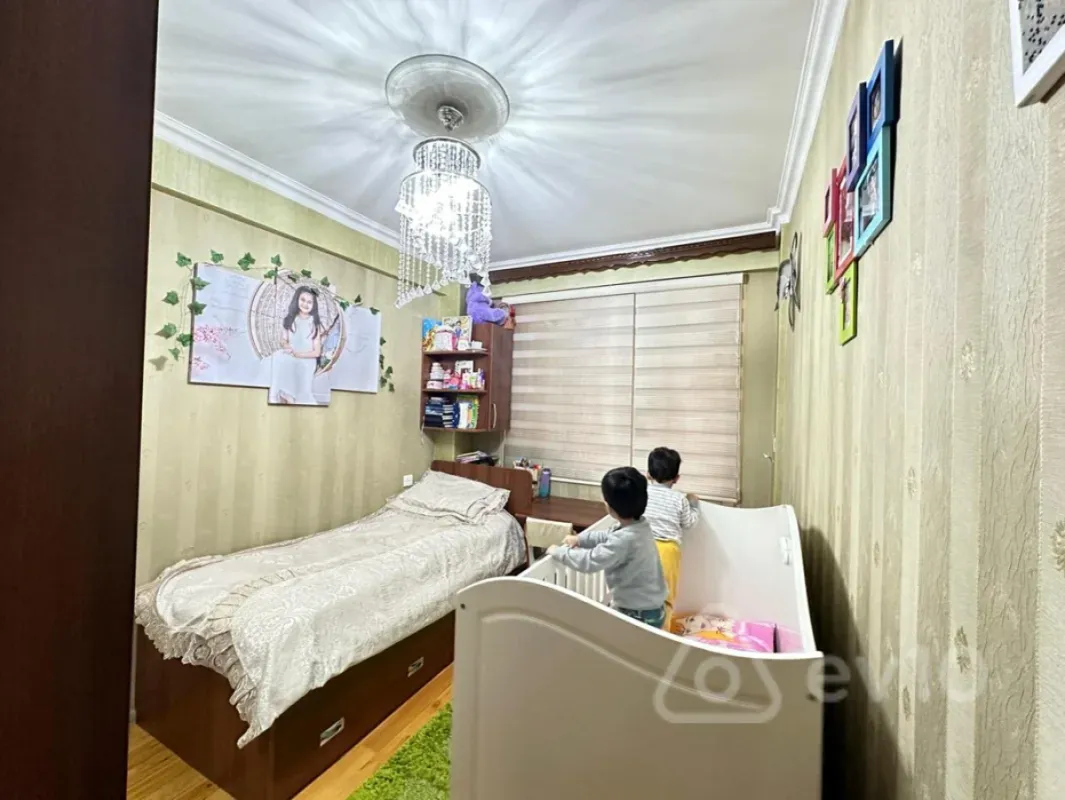 Kirayə verilir 3 otaqlı yeni tikili 120 m²