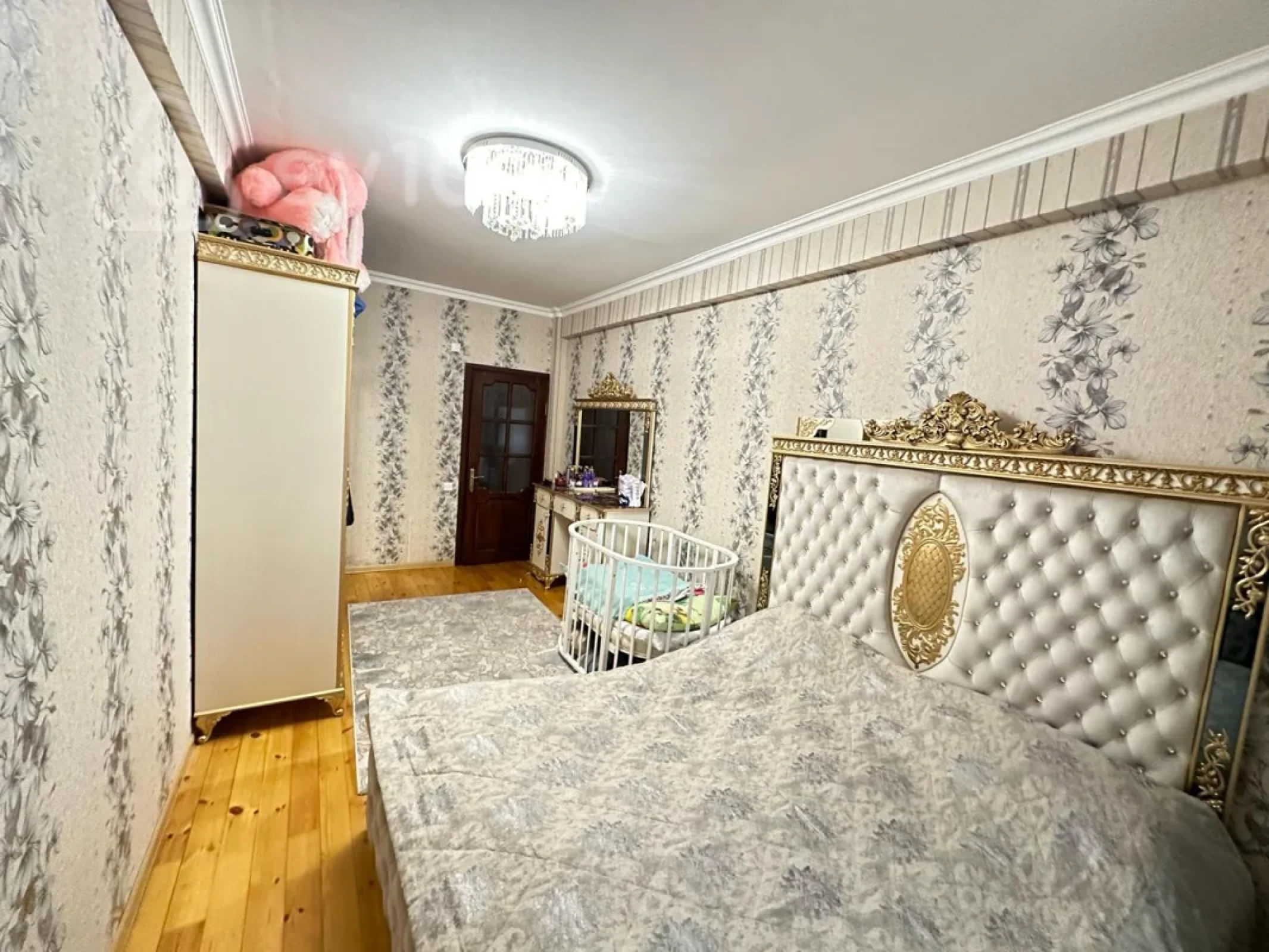Kirayə verilir 3 otaqlı yeni tikili 120 m²