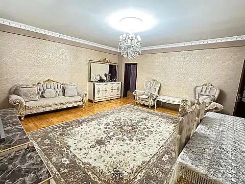 Kirayə verilir 3 otaqlı yeni tikili 120 m²