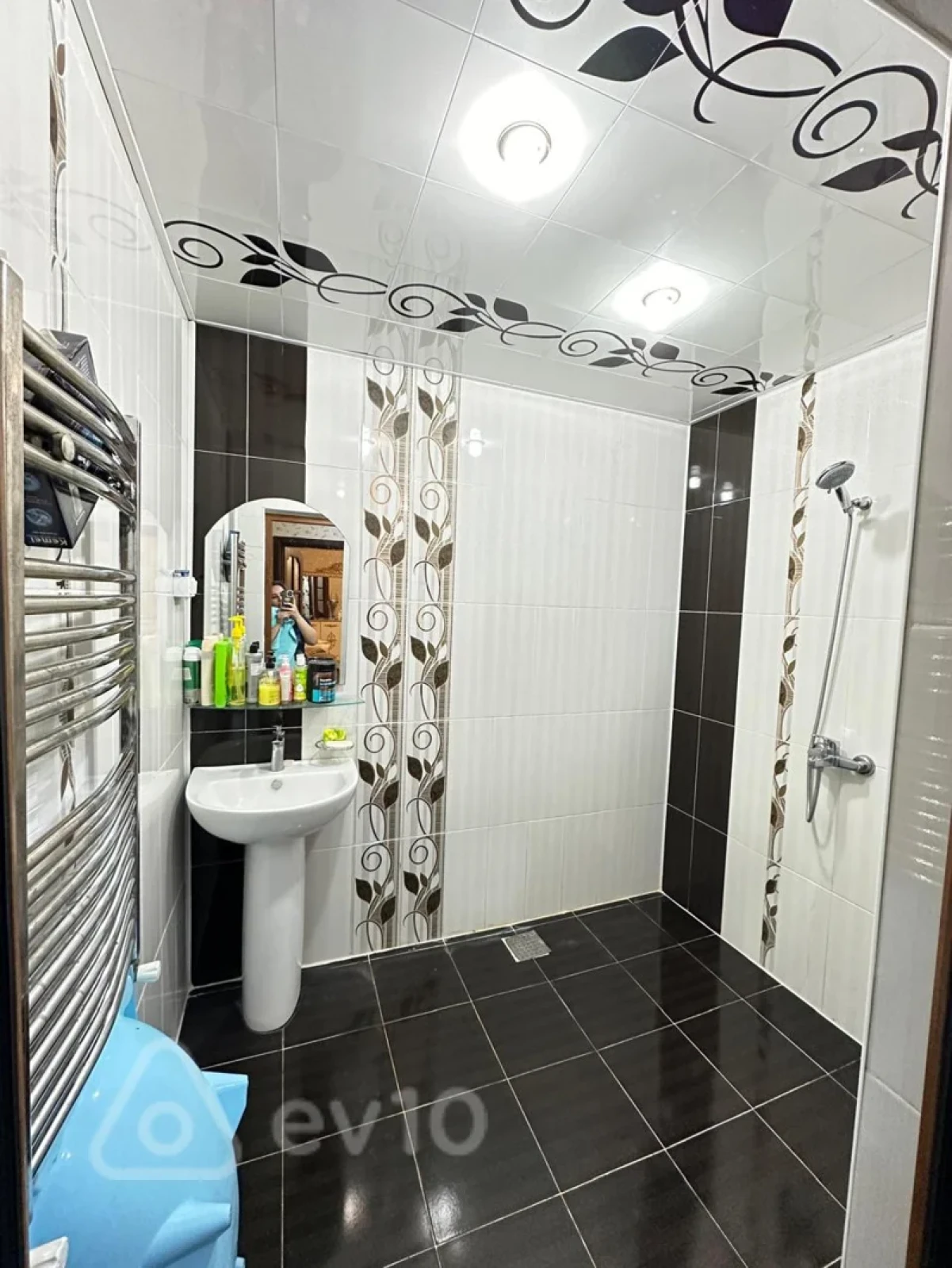 Kirayə verilir 3 otaqlı yeni tikili 120 m²