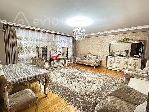 Kirayə verilir 3 otaqlı yeni tikili 120 m²