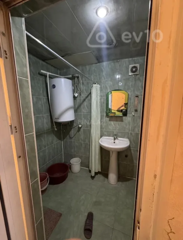 Satılır 3 otaqlı yeni tikili 75 m²