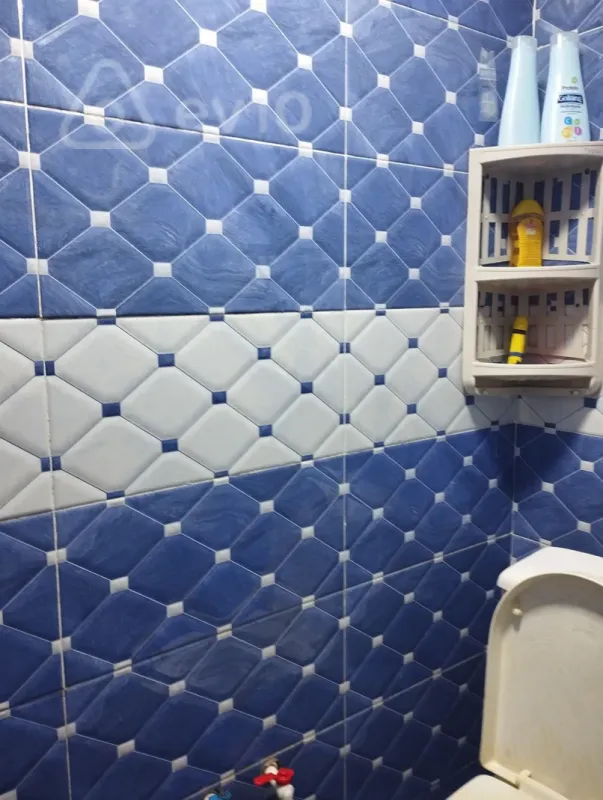 Satılır 2 otaqlı köhnə tikili 68 m²