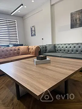 Kirayə verilir 5 otaqlı ofis 230 m²