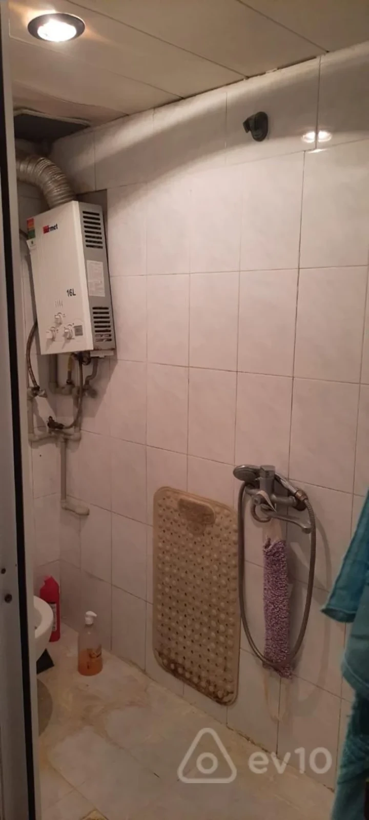 Kirayə verilir 1 otaqlı köhnə tikili 30 m²