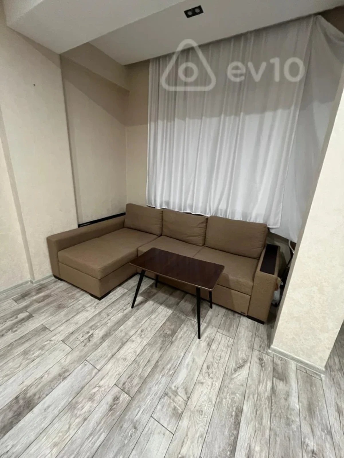 Kirayə verilir 2 otaqlı yeni tikili 45 m²