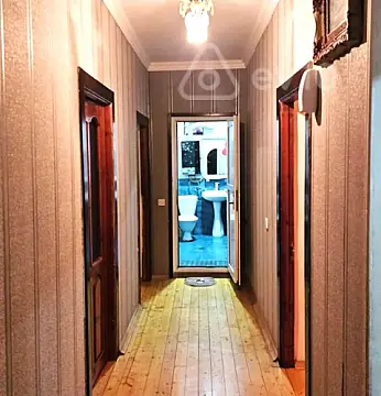 Kirayə verilir 2 otaqlı köhnə tikili 50 m²