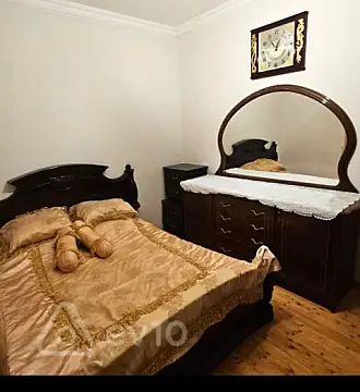 Kirayə verilir 2 otaqlı köhnə tikili 50 m²