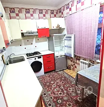 Kirayə verilir 2 otaqlı köhnə tikili 50 m²