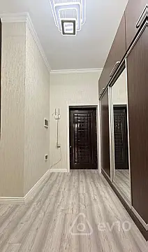 Kirayə verilir 2 otaqlı yeni tikili 100 m²