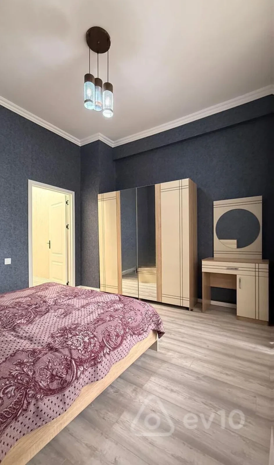 Kirayə verilir 2 otaqlı yeni tikili 100 m²