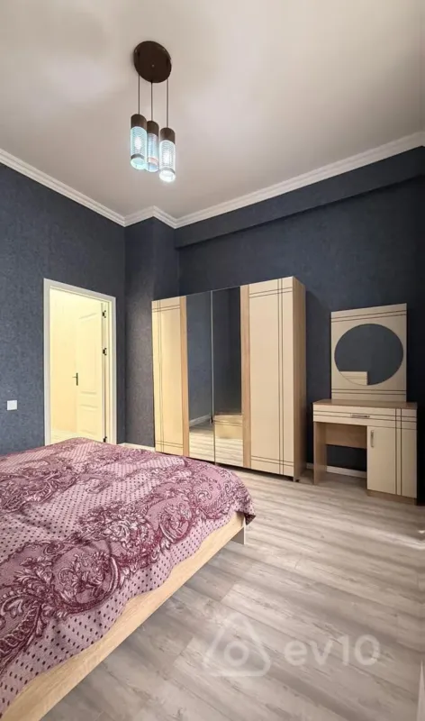 Kirayə verilir 2 otaqlı yeni tikili 100 m²