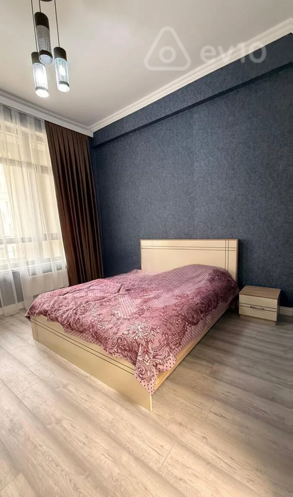 Kirayə verilir 2 otaqlı yeni tikili 100 m²