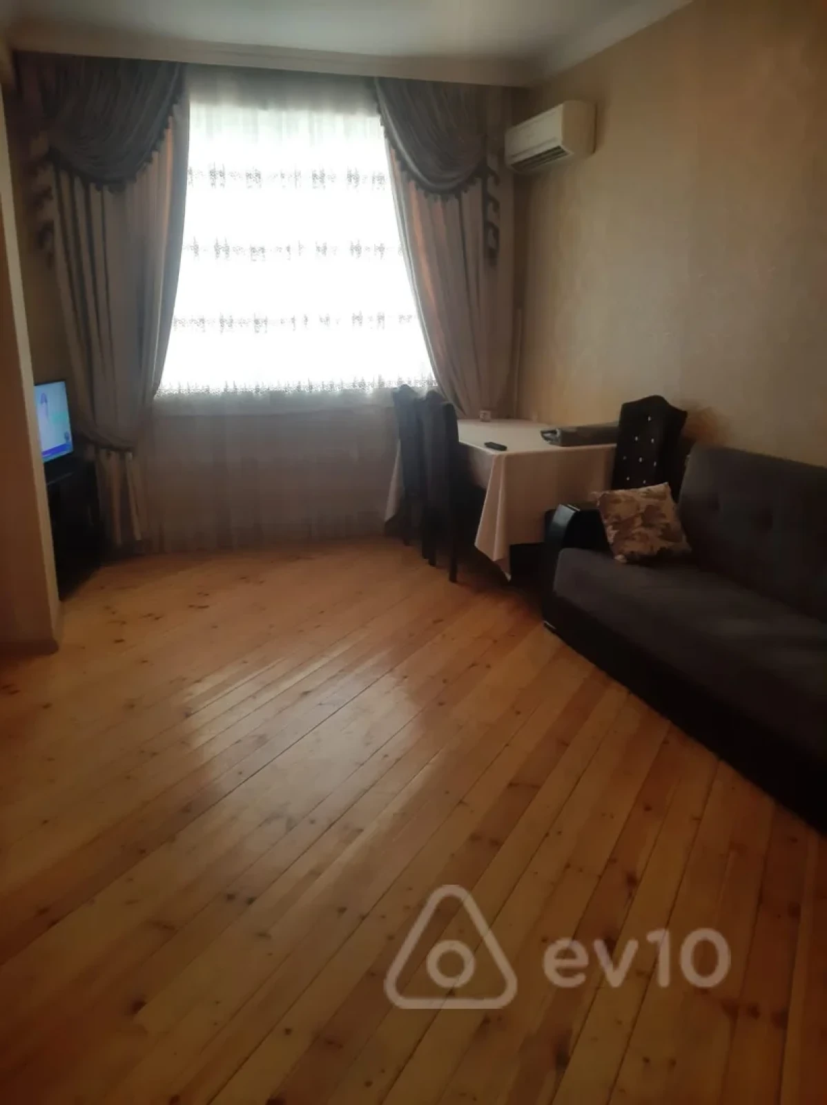 Kirayə verilir 2 otaqlı yeni tikili 58 m²