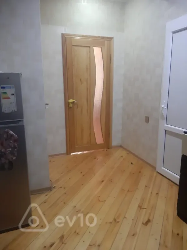 Kirayə verilir 2 otaqlı yeni tikili 58 m²