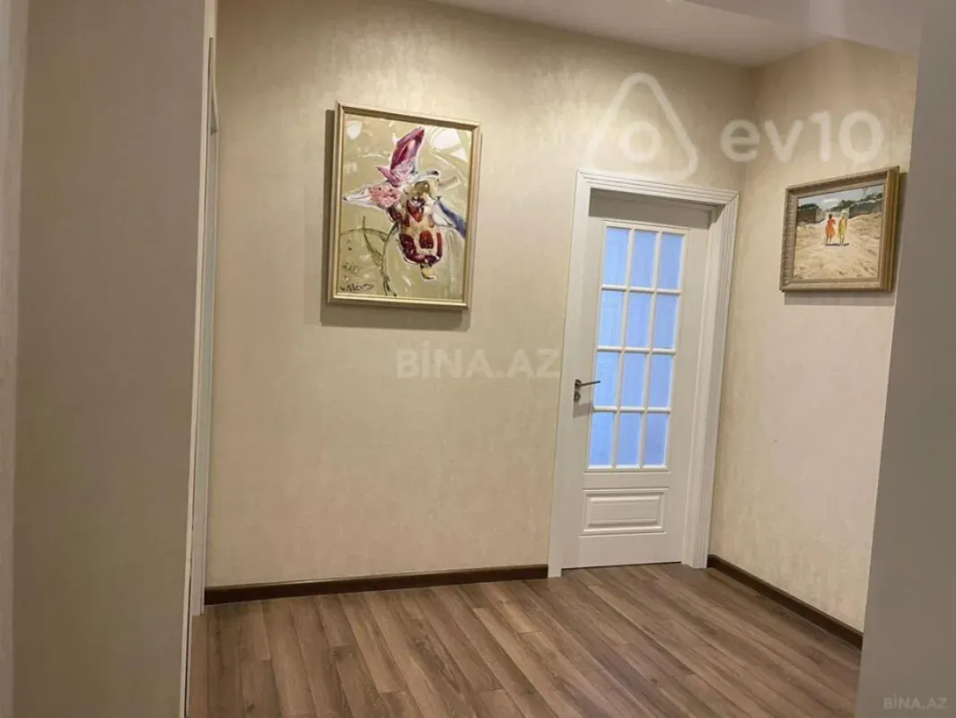 Kirayə verilir 2 otaqlı yeni tikili 5 m²