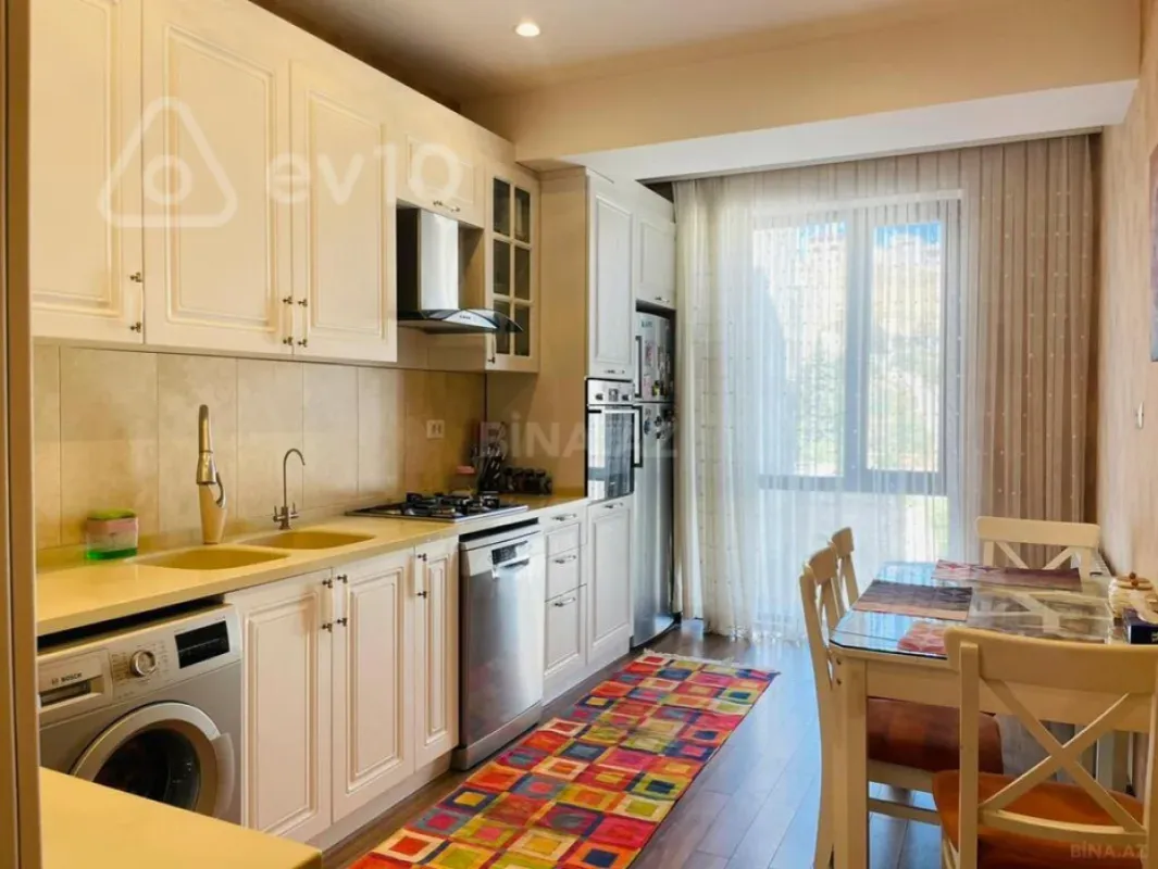 Kirayə verilir 2 otaqlı yeni tikili 5 m²