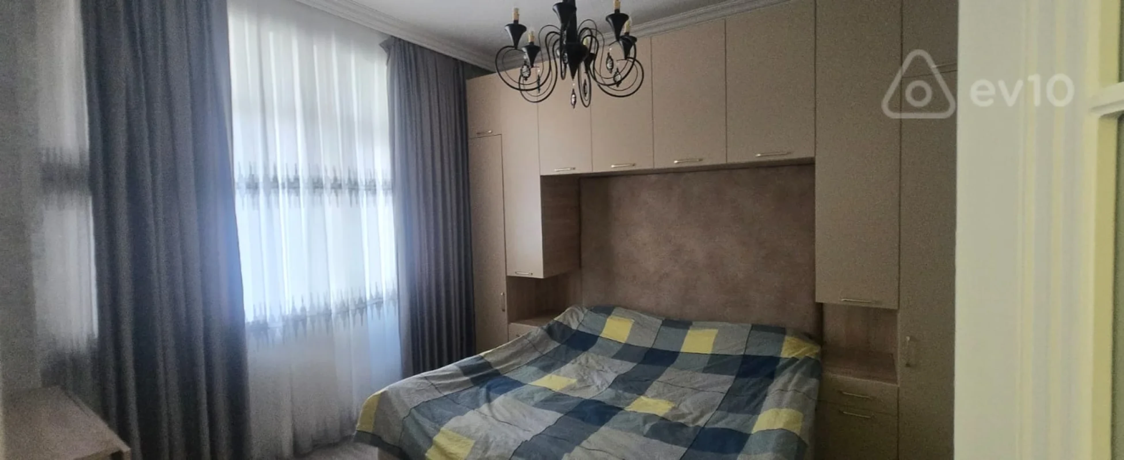 Kirayə verilir 2 otaqlı yeni tikili 61 m²