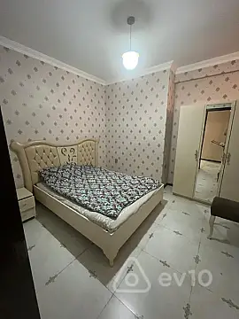 Kirayə verilir 3 otaqlı yeni tikili 145 m²