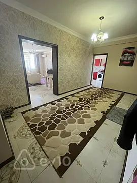 Kirayə verilir 3 otaqlı yeni tikili 145 m²