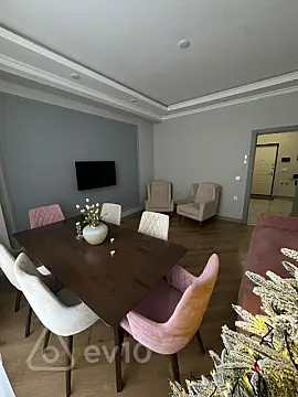 Kirayə verilir 2 otaqlı yeni tikili 77 m²