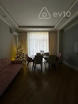 Kirayə verilir 2 otaqlı yeni tikili 77 m²