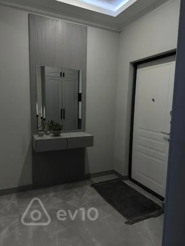 Kirayə verilir 2 otaqlı yeni tikili 77 m²