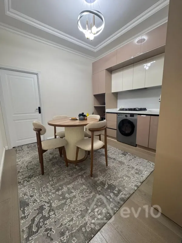 Kirayə verilir 2 otaqlı yeni tikili 60 m²